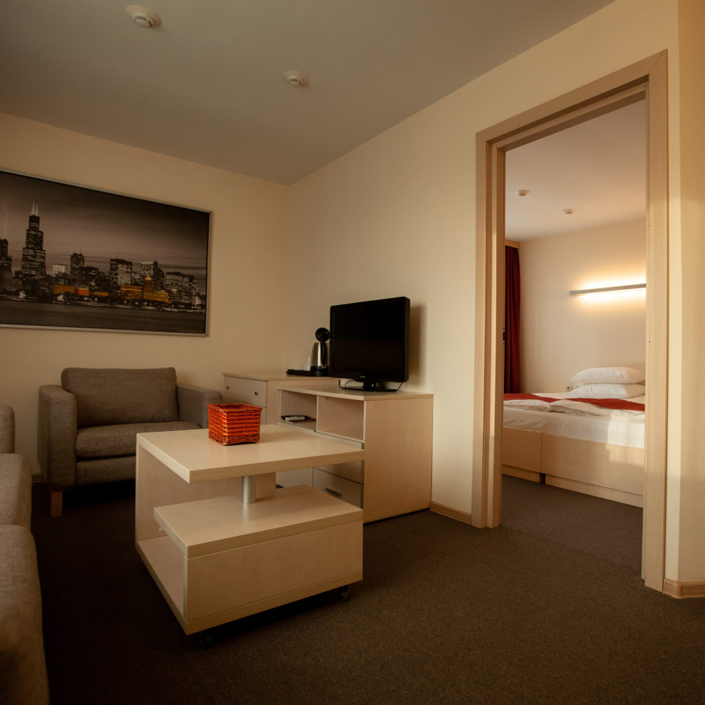 Акция для именинников — Предложение ко дню рождения в гостинице «Уют» Клинцы